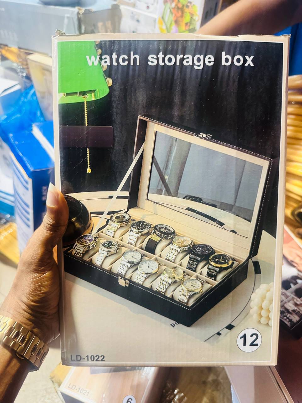 Watch box